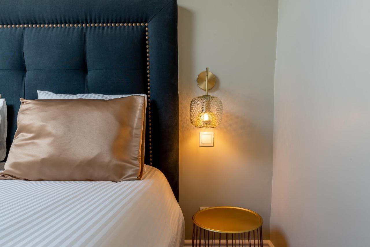 Style And Comfort In Downtown Lisboa Extérieur photo