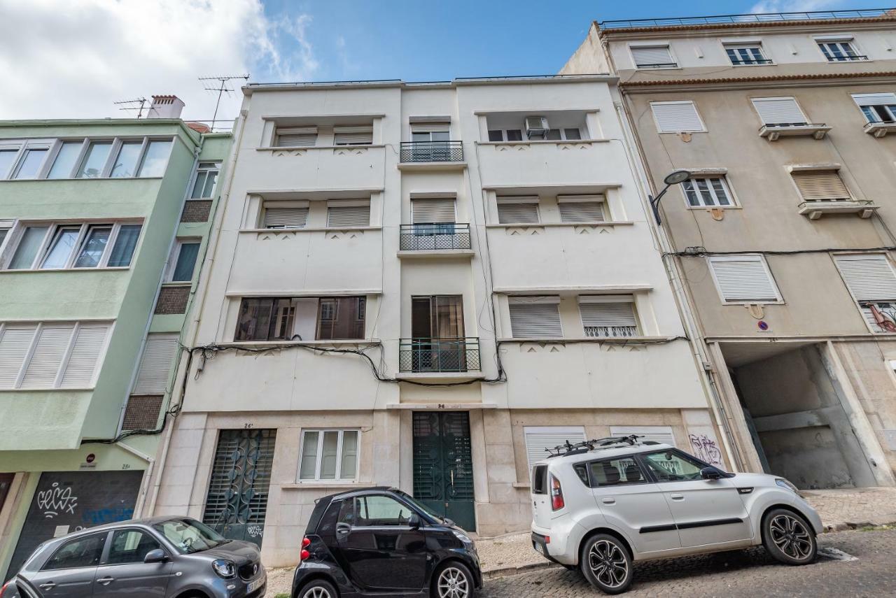 Style And Comfort In Downtown Lisboa Extérieur photo