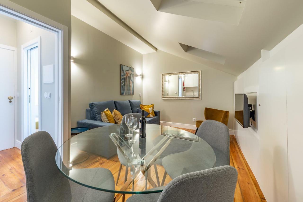 Style And Comfort In Downtown Lisboa Extérieur photo